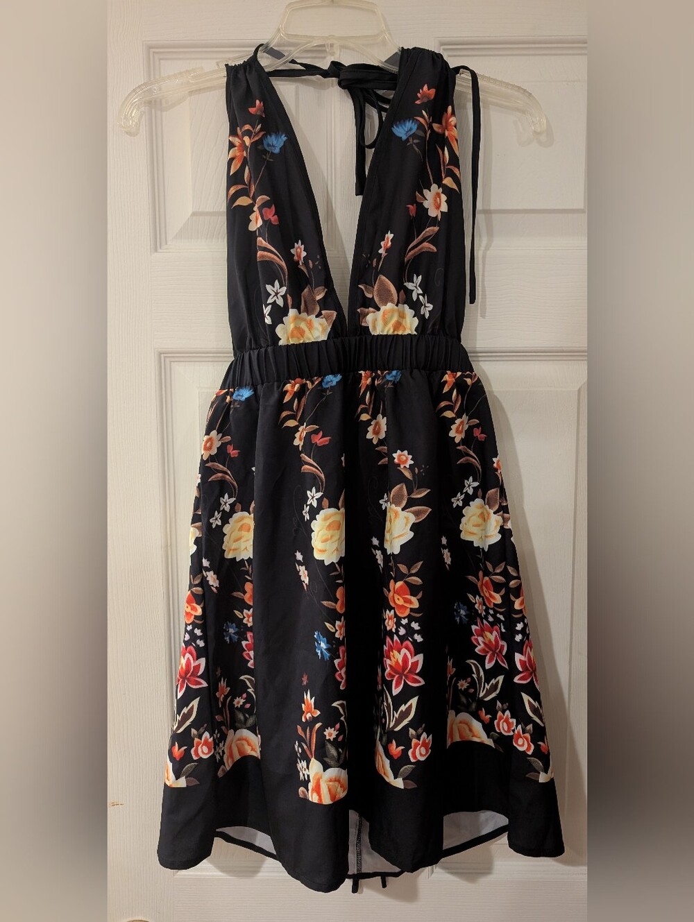 SHEIN Black Backless Floral Midi Dress with Yellow, Red & Blue Blooms